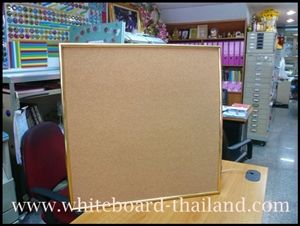 กระดานไม้ก๊อก ขอบสีทอง แขวนผนัง(whiteboard thailand,ไวท์บอร์ด ไทยแลนด์)