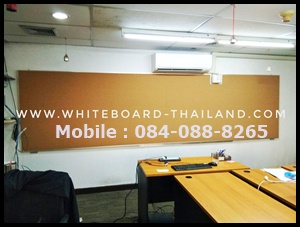 กระดานไม้ก๊อก แขวนผนัง ขอบอลูมิเนียม ขนาดสั่งทำพิเศษ (แบบไม่มีรอยต่อ,เว้นช่องดูดอากาศ) whiteboard-thailand